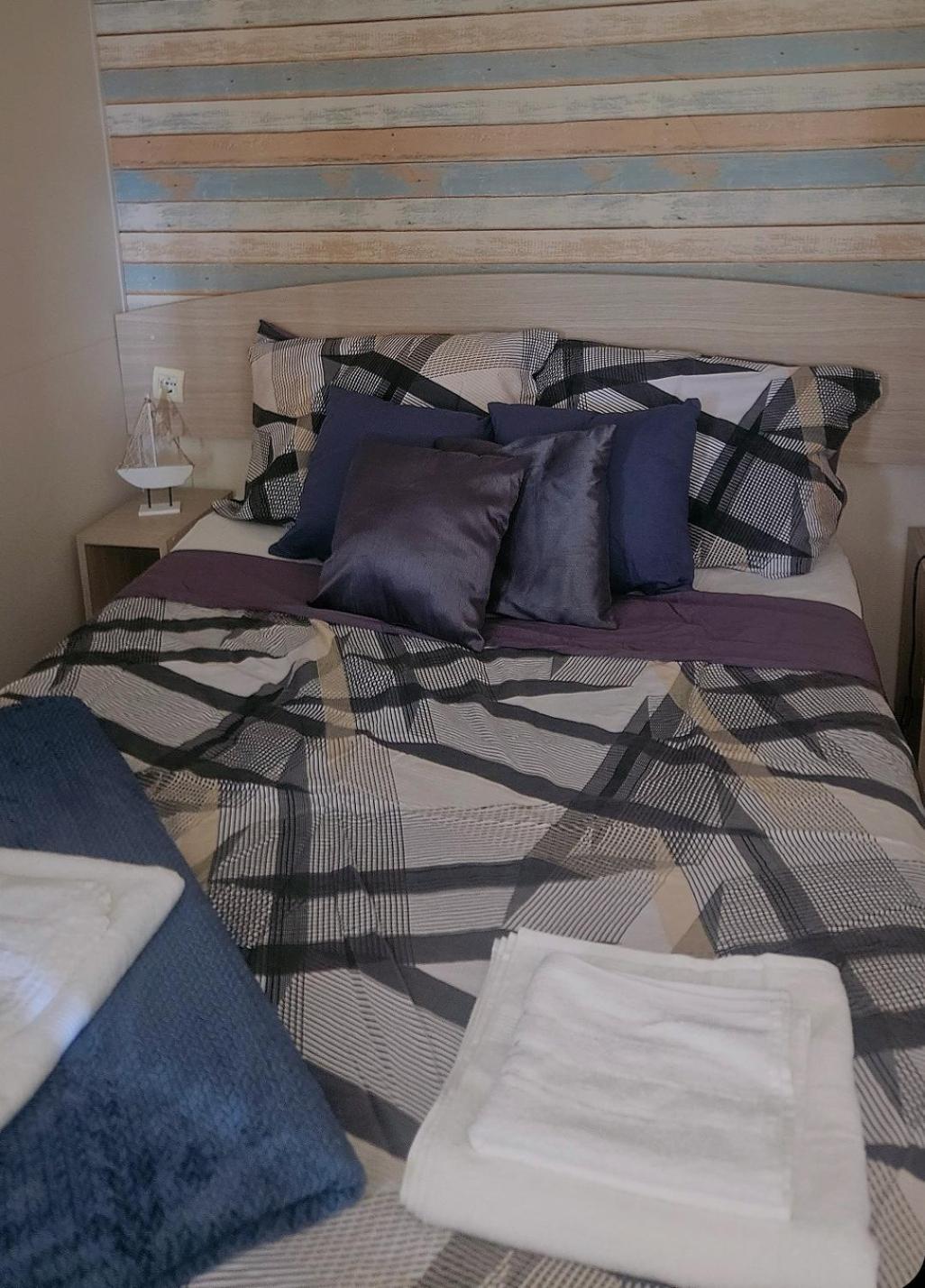 Mobile Home Relax เคลโนวีซา ภายนอก รูปภาพ
