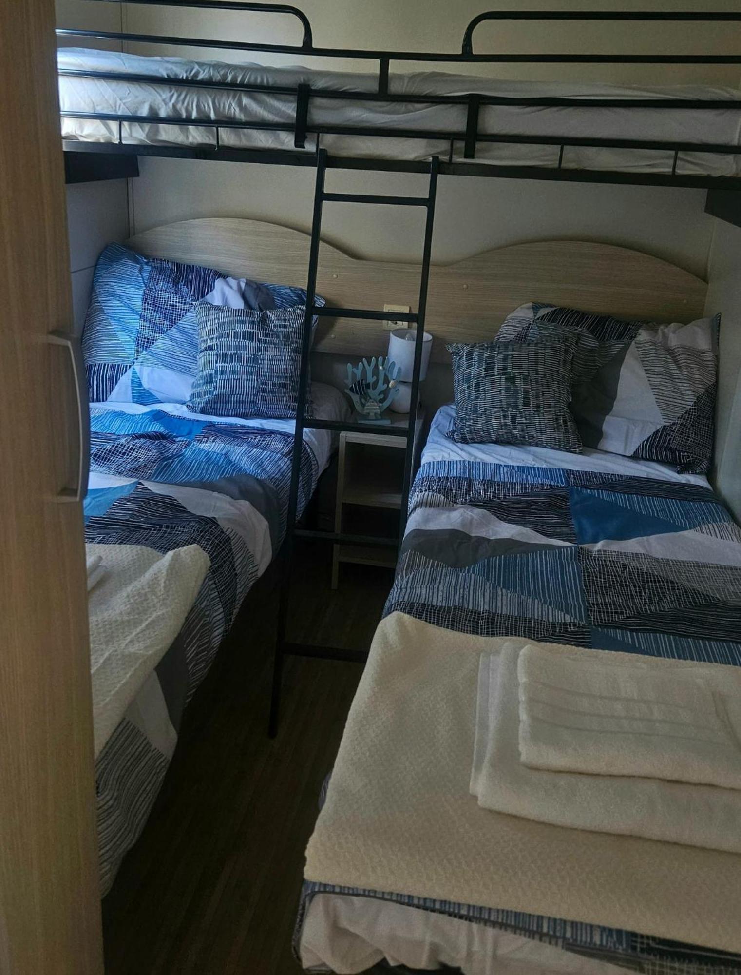 Mobile Home Relax เคลโนวีซา ภายนอก รูปภาพ